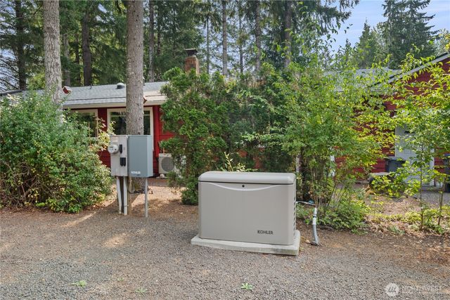 260 N Mount Christie Drive, Hoodsport, WA 98548
