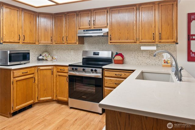 260 N Mount Christie Drive, Hoodsport, WA 98548