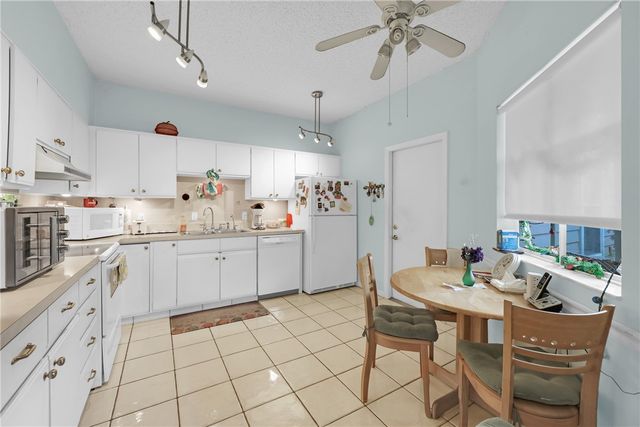 354 Garden Grove Parkway, Vero Beach, FL 32962