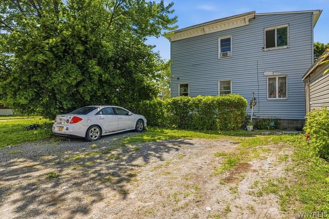 1780 Falls Street, Niagara Falls, NY 14303