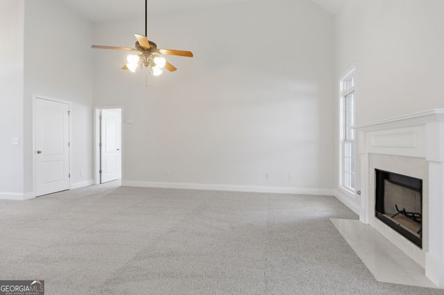 301 S Fortune Way, Dallas, GA 30157