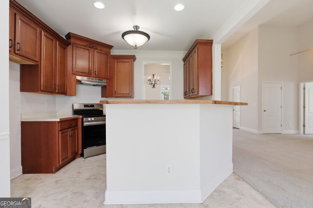 301 S Fortune Way, Dallas, GA 30157