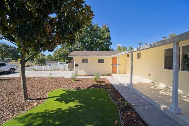 19251 Phil Lane, Cupertino, CA 95014