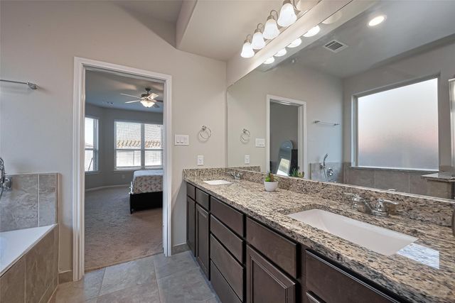 9823 Corben Creek Lane, Richmond, TX 77407
