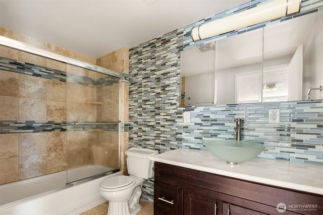 23516 20th Avenue W, Bothell, WA 98021