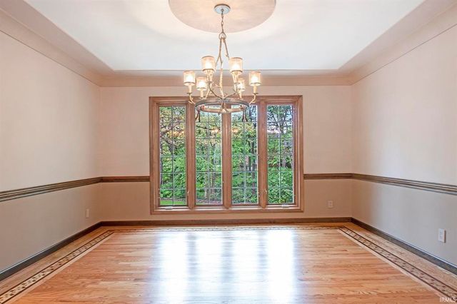 51086 Woodcliff Court, Granger, IN 46530