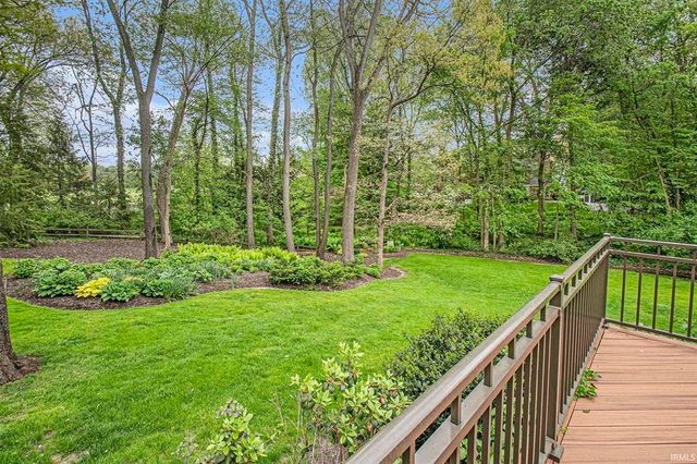 51086 Woodcliff Court, Granger, IN 46530