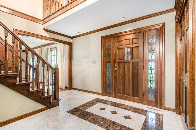 51086 Woodcliff Court, Granger, IN 46530
