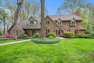 51086 Woodcliff Court, Granger, IN 46530