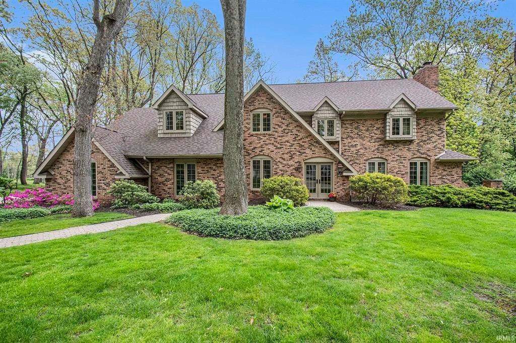 51086 Woodcliff Court, Granger, IN 46530