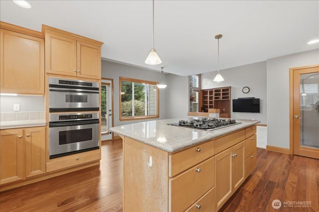 23107 96 Place S, Kent, WA 98031