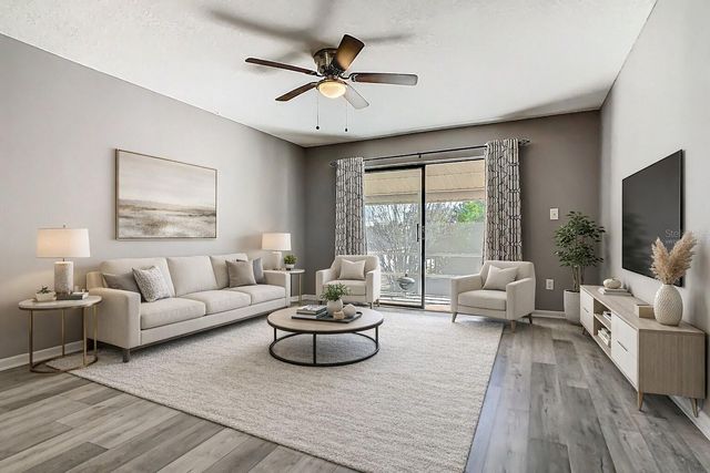 130 E JOHNSON AVENUE 206, Lake Wales, FL 33853