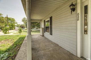 828 10TH Avenue, Fulton, IL 61252