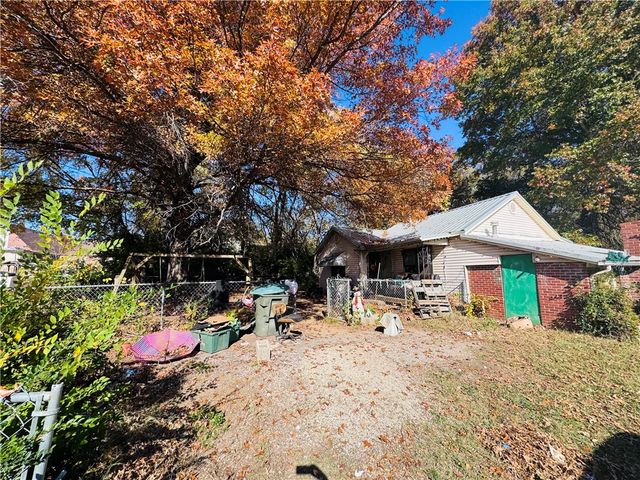 720 Church Avenue, Fayetteville, AR 72701