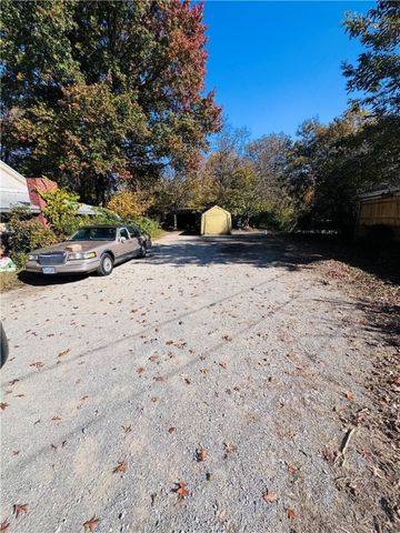 720 Church Avenue, Fayetteville, AR 72701