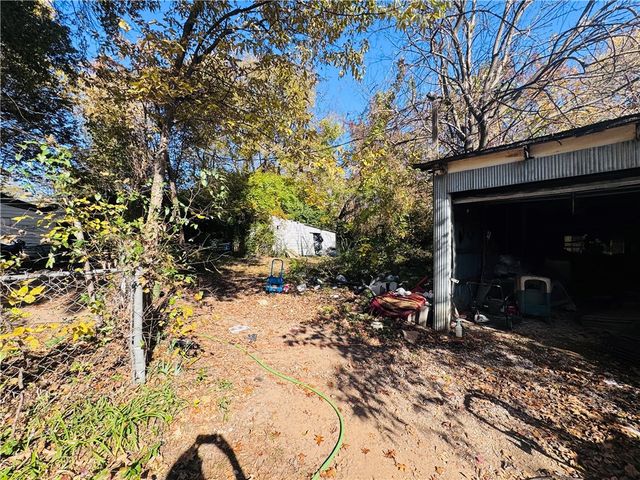 720 Church Avenue, Fayetteville, AR 72701