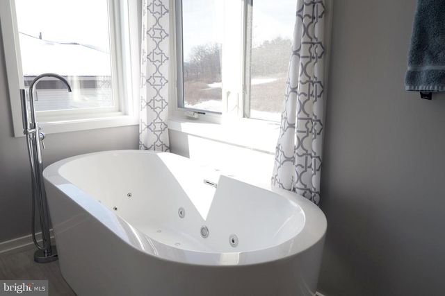 311 DEREK DR, Boalsburg, PA 16827