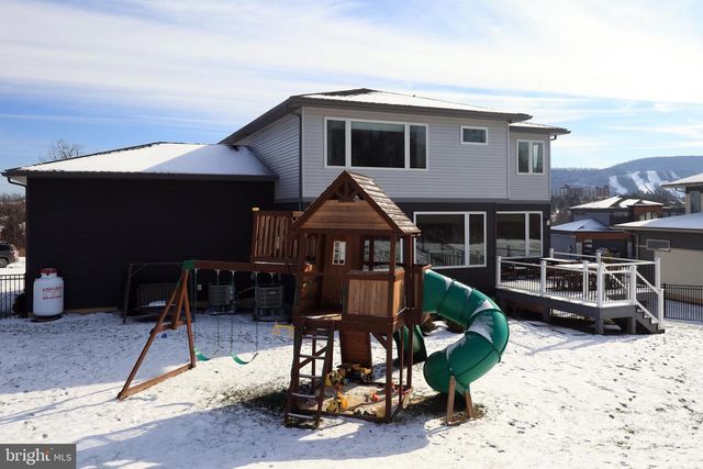 311 DEREK DR, Boalsburg, PA 16827