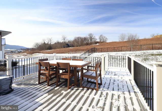 311 DEREK DR, Boalsburg, PA 16827