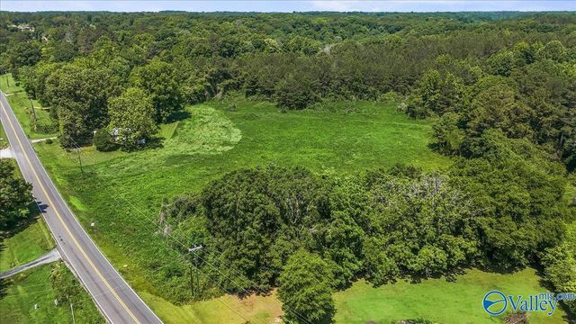 5109 Old Moulton Road, Decatur, AL 35603