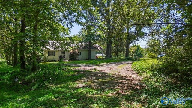 5109 Old Moulton Road, Decatur, AL 35603