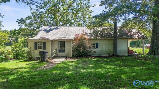 5109 Old Moulton Road, Decatur, AL 35603
