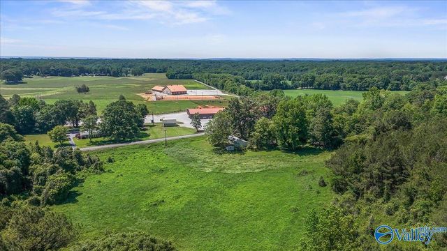 5109 Old Moulton Road, Decatur, AL 35603