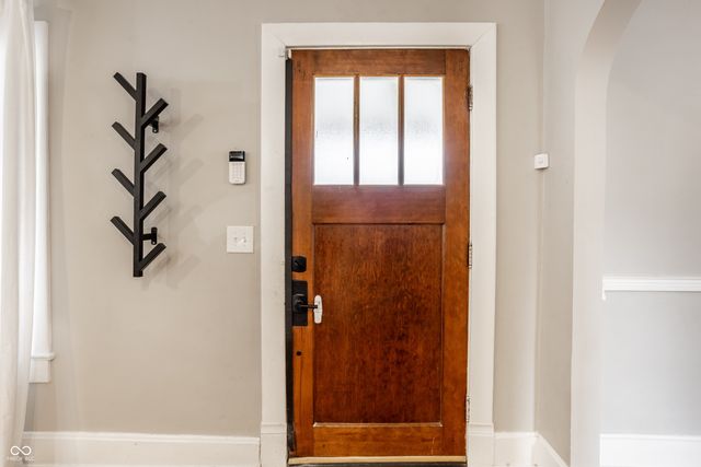 3837 Central Avenue, Indianapolis, IN 46205