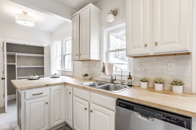 3837 Central Avenue, Indianapolis, IN 46205