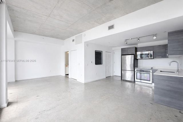 151 SE 1st St 3007, Miami, FL 33131