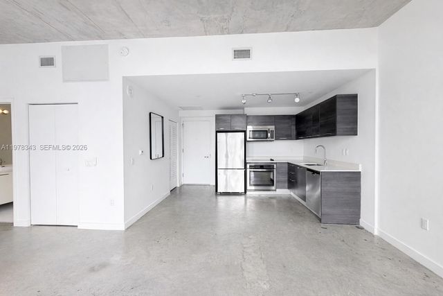 151 SE 1st St 3007, Miami, FL 33131