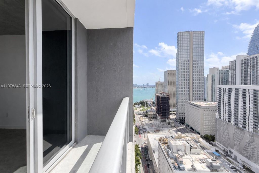 151 SE 1st St 3007, Miami, FL 33131