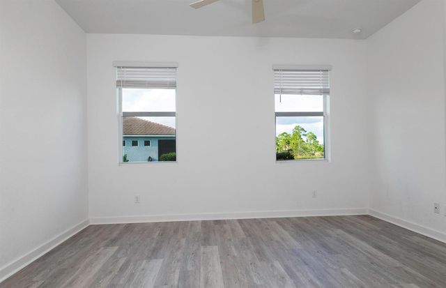 4530 NW Exchange Avenue, Jensen Beach, FL 34957