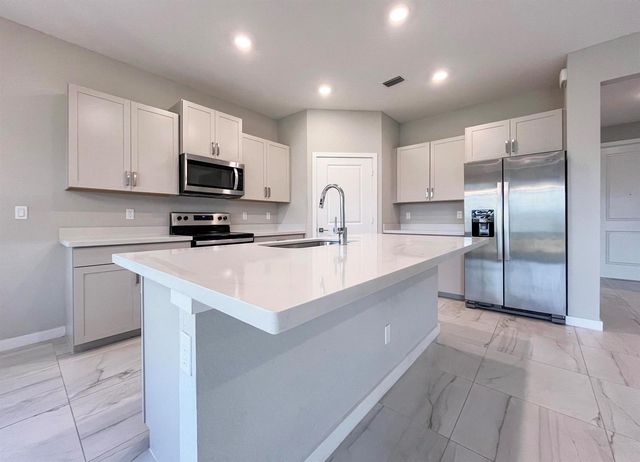 4530 NW Exchange Avenue, Jensen Beach, FL 34957