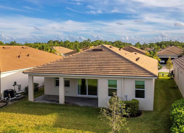 4530 NW Exchange Avenue, Jensen Beach, FL 34957