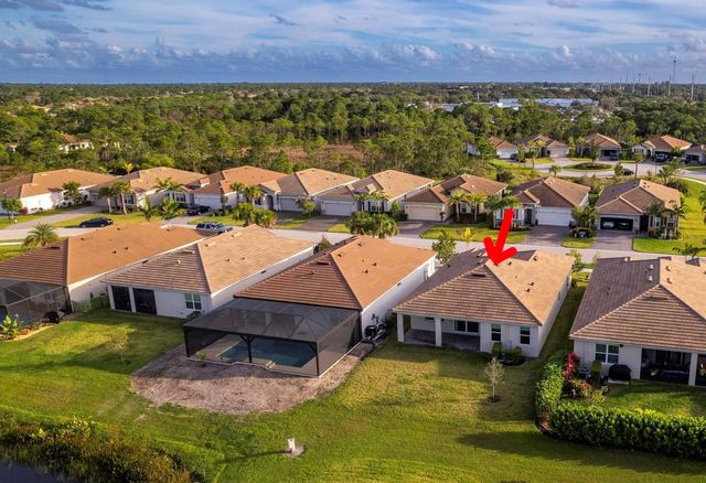 4530 NW Exchange Avenue, Jensen Beach, FL 34957