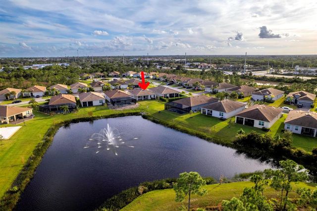 4530 NW Exchange Avenue, Jensen Beach, FL 34957