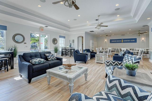 4530 NW Exchange Avenue, Jensen Beach, FL 34957