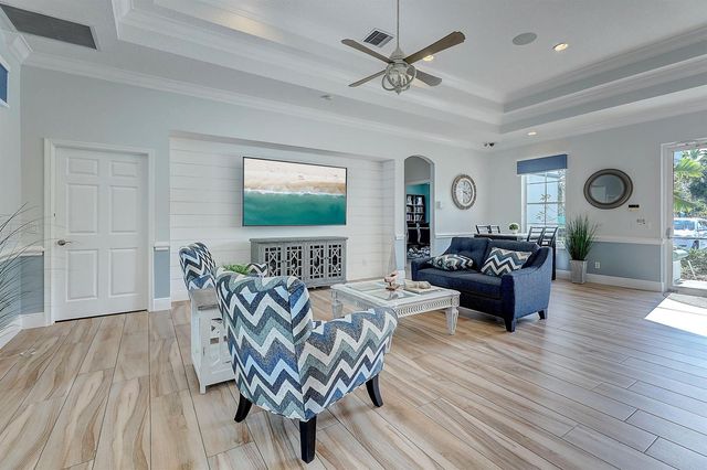 4530 NW Exchange Avenue, Jensen Beach, FL 34957