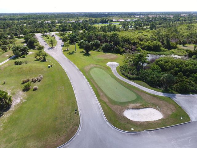 4530 NW Exchange Avenue, Jensen Beach, FL 34957