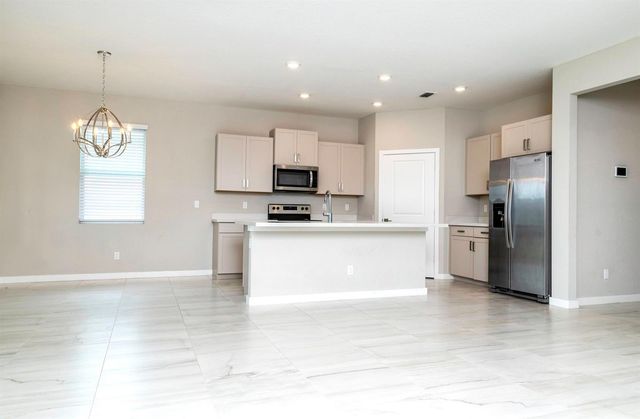 4530 NW Exchange Avenue, Jensen Beach, FL 34957