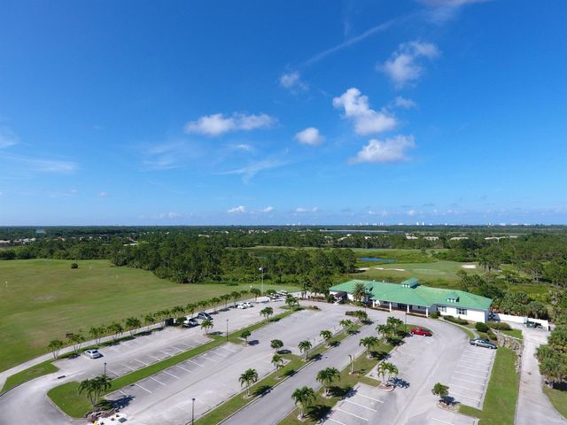 4530 NW Exchange Avenue, Jensen Beach, FL 34957