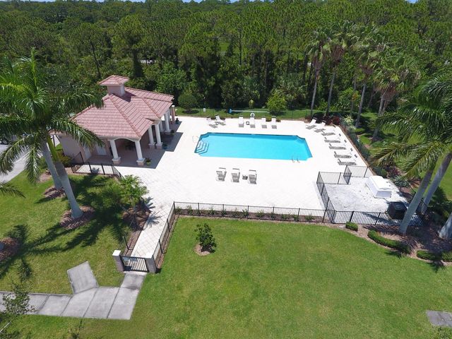 4530 NW Exchange Avenue, Jensen Beach, FL 34957