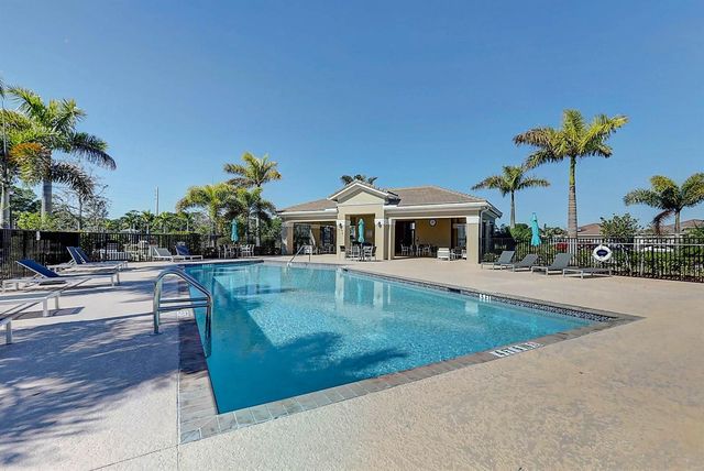 4530 NW Exchange Avenue, Jensen Beach, FL 34957