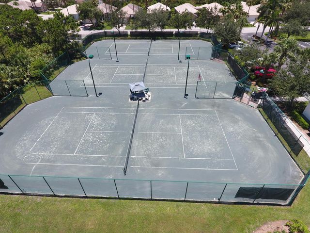 4530 NW Exchange Avenue, Jensen Beach, FL 34957