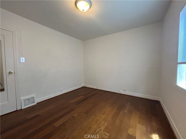 214 E Stocker Street, Glendale, CA 91207