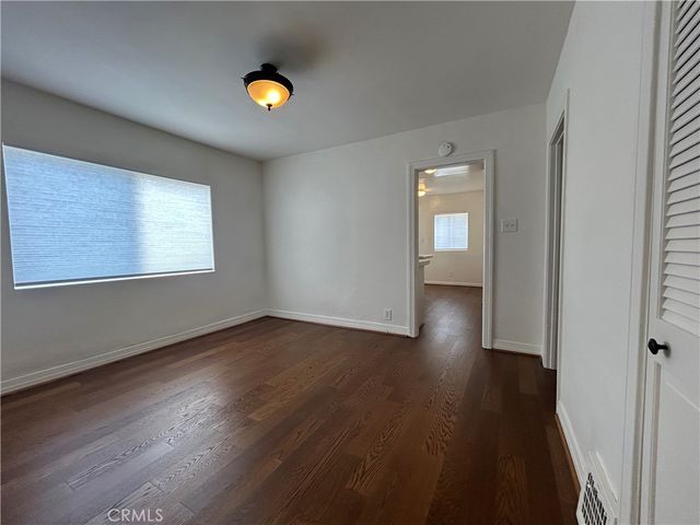 214 E Stocker Street, Glendale, CA 91207