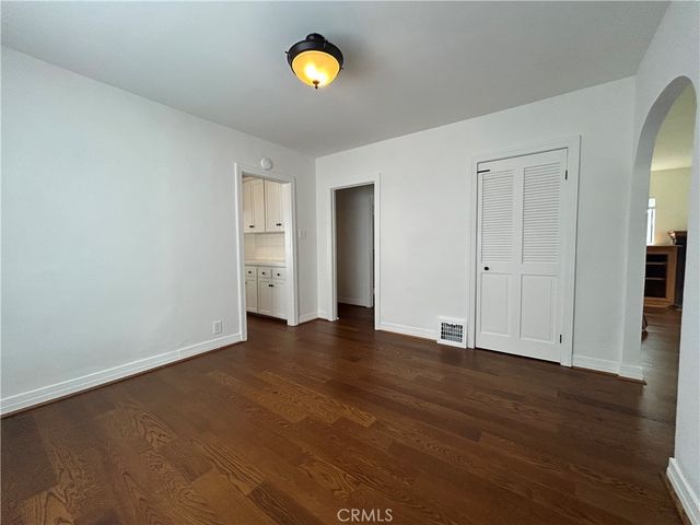 214 E Stocker Street, Glendale, CA 91207