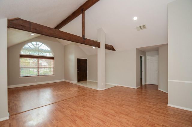 2819 Pineleaf Drive, Sugar Land, TX 77479