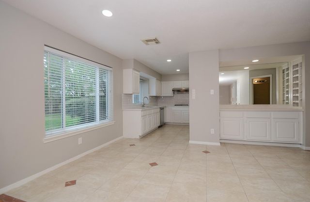 2819 Pineleaf Drive, Sugar Land, TX 77479